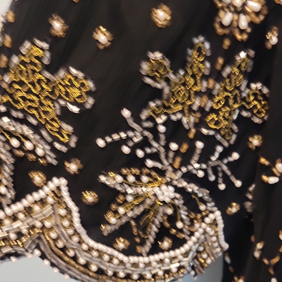 Laurence Kazar Black Beaded Embellished Short Sleeve Top - Picture 8 of 9